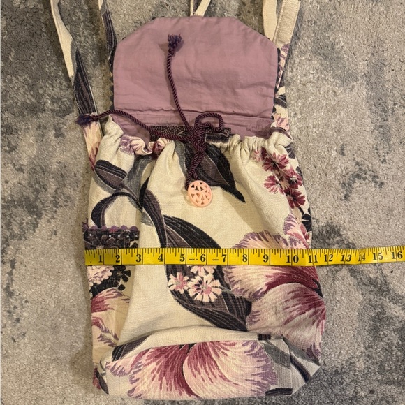 Floral Backpack with Tie String - Picture 3 of 8